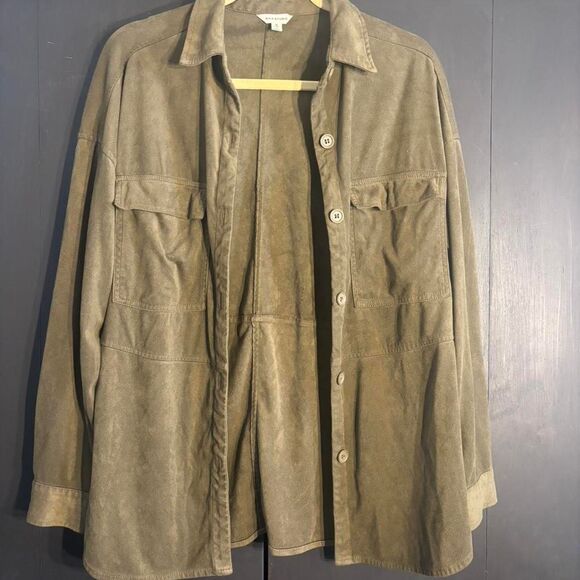 Max Studio Army Green Suede Button-Up Shirt | Women’s Size Medium - Picture 1 of 3